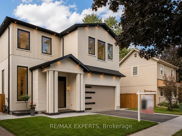 84 Mosley St, Aurora, ON L4G 1H1