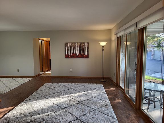 5th image of 49139 Conway Ct