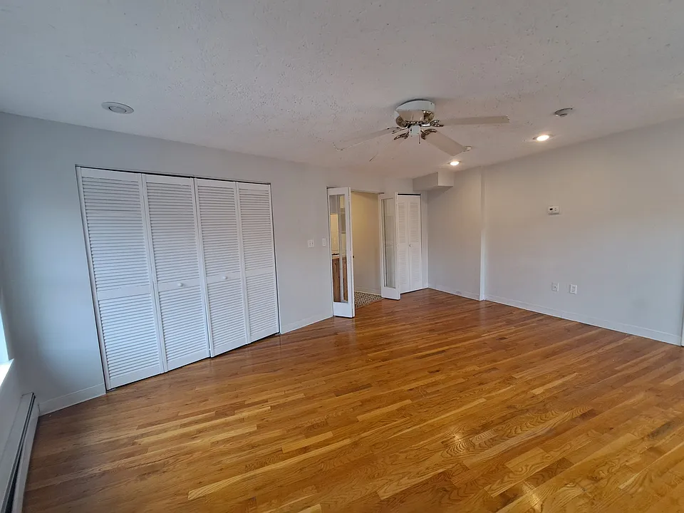 21 Moon St #11