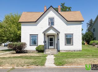 304 4th St, Cheney, WA 99004