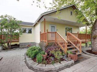 513 E Main St, Everson, WA 98247