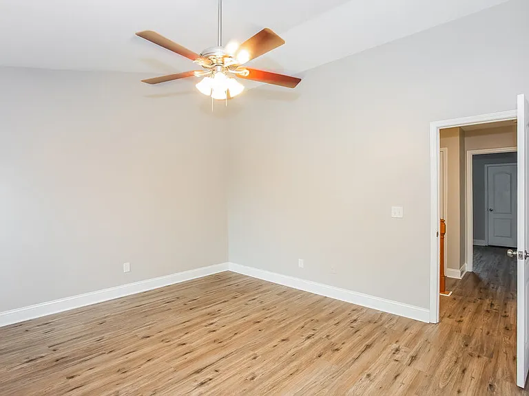 6905 Brandon Chase Ln — Photo 10