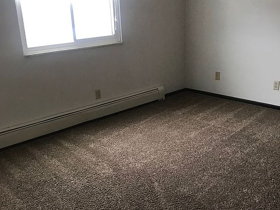5th image of 2712 E Rosser Ave APT 7