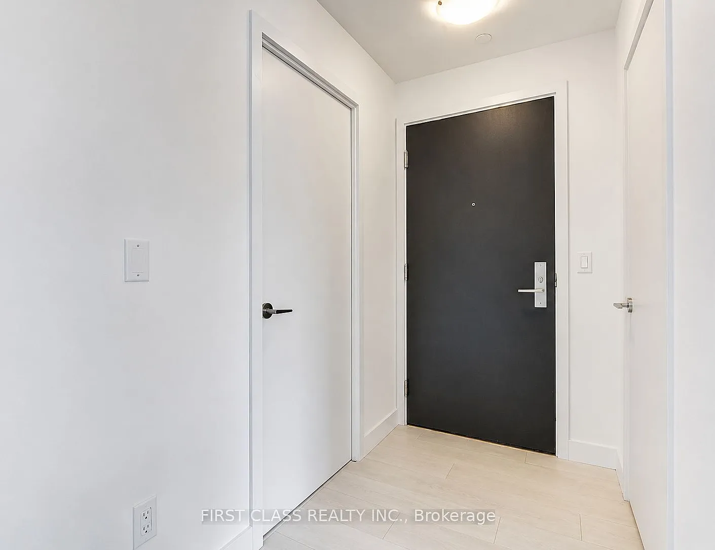 2 bed, $2,400 — Photo 2