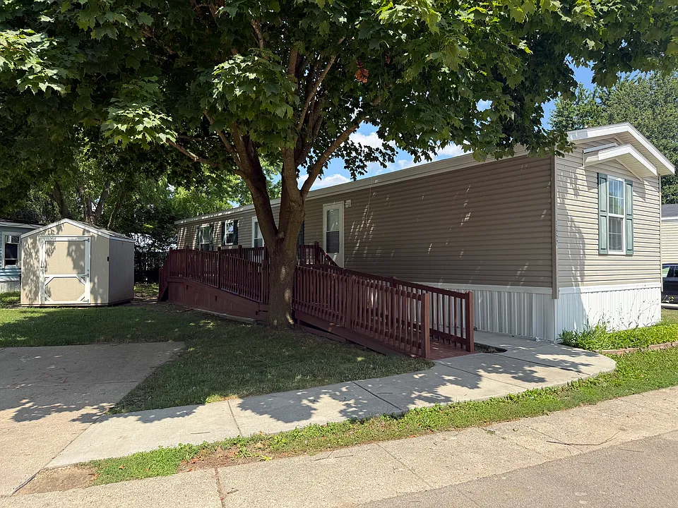 71400 Van Dyke Rd #83