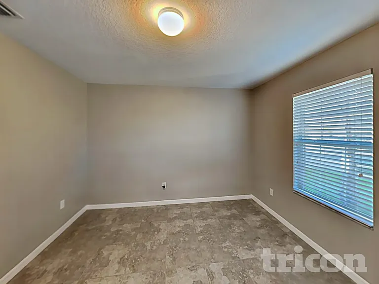 1609 Redmond Brook Ln — Photo 17