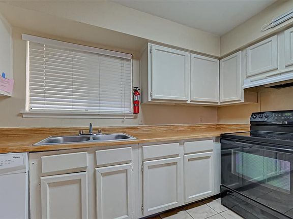 4th image of 10075 Westpark Dr APT 101