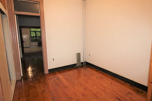 Rented by Compass | media 14