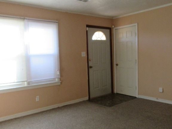 3rd image of 1805 NW Lindy Ave