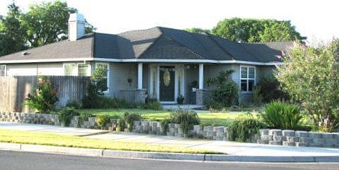 1st image of 398 Silver Creek Dr