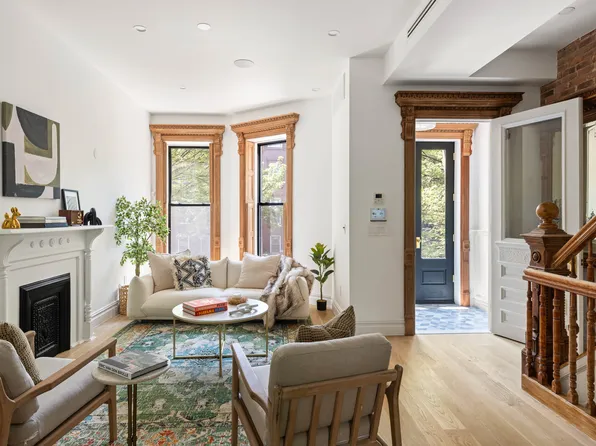 521 Monroe Street image 2 of 16