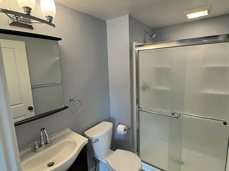 735 Winton St — Photo 16