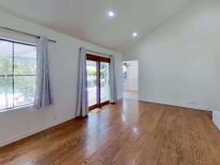3012 Wauneta St — Photo 11