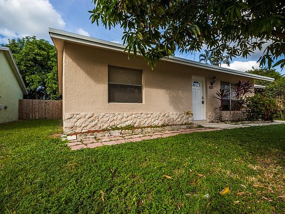 2nd image of 6130 Wauconda Way E