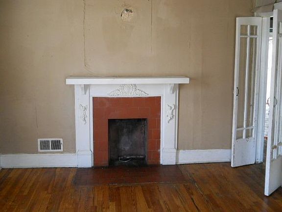 5th image of 126 Wittland Ln