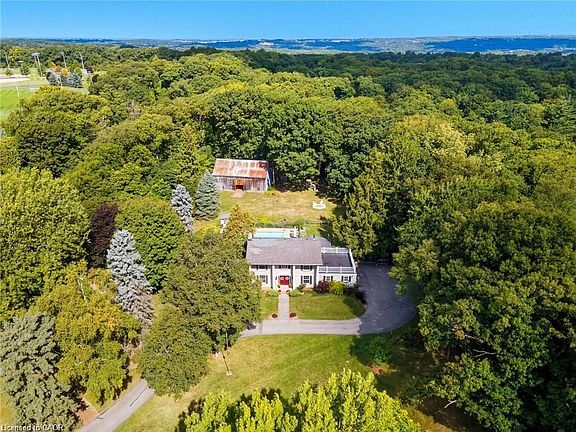 2nd image of 345 Jerseyville Rd W