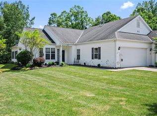10882 Crossings Dr, Aurora, OH 44202