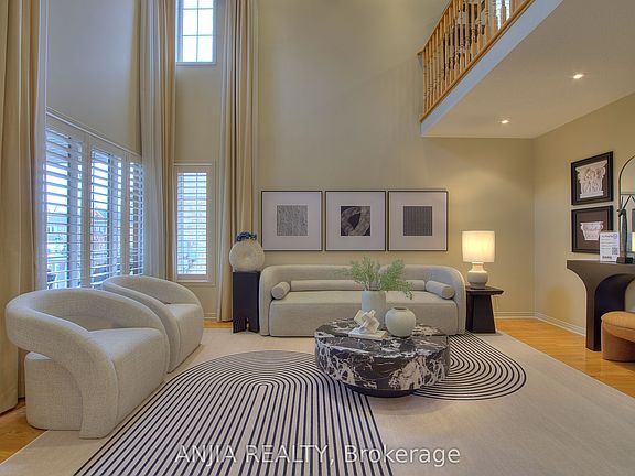 3rd image of 8 Twin Streams Rd