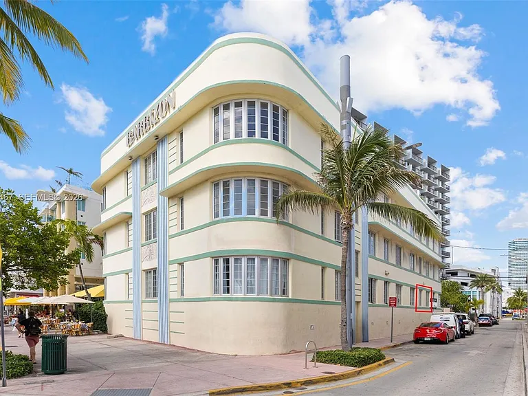 530 Ocean Dr #108 — Photo 27