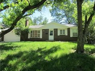 311 SW Marion Ln, Lees Summit, MO 64081