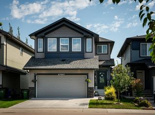 17107 81st St NW, Edmonton, AB