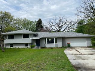 8016 Monroe St NE, Spring Lake Park, MN 55432