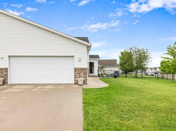 816 Woodbridge Cir, Dilworth, MN 56529