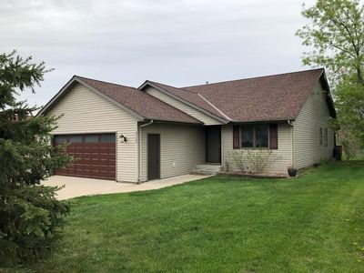 717 State St W, Cannon Falls, MN, 55009