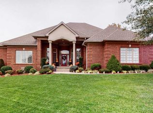 8803 Duck Crossing Ln, Louisville, KY 40291