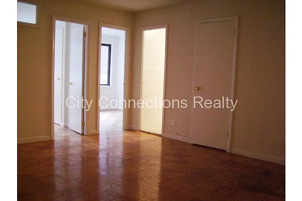 Rented by City Connections Realty | media 11