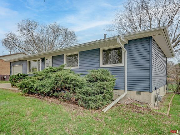 2nd image of 8331 S Cherrywood Dr