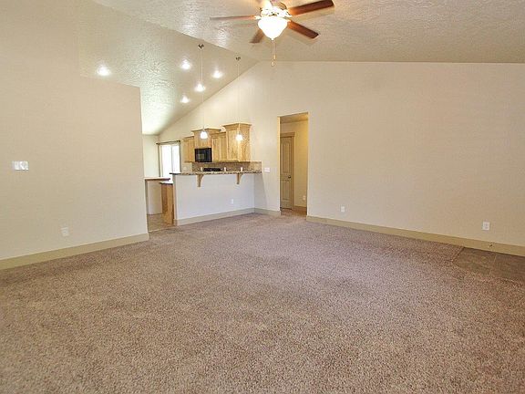 3rd image of 1161 Kaetzel Way