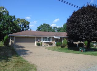 12369 Linshan Dr, North Huntingdon, PA 15642