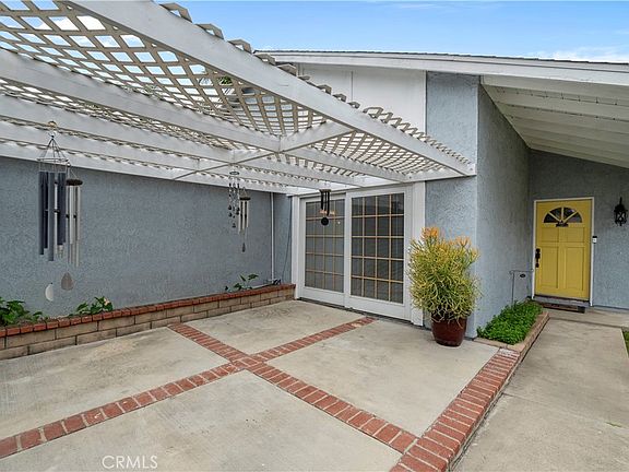 5th image of 2537 Fulton Rd