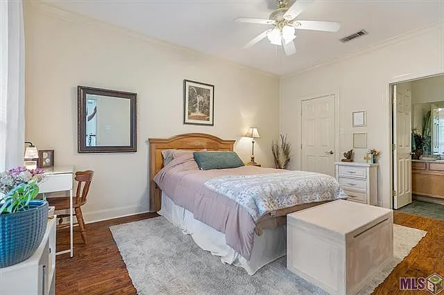 710 E Boyd Dr #305 — Photo 7
