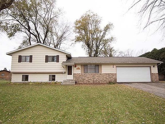 2nd image of 208 Church Dr