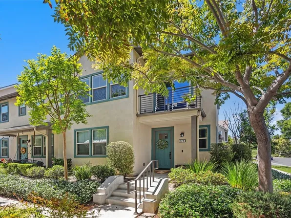 128 Natal Rd, Mission Viejo, CA 92694