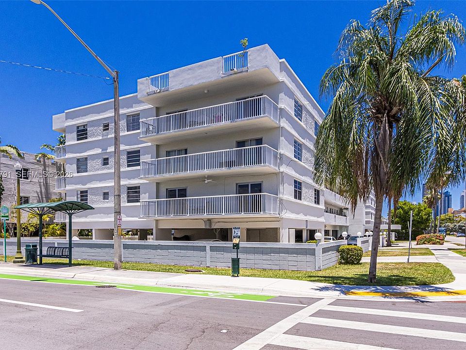 1st image of 3527 NE 168th St APT 309