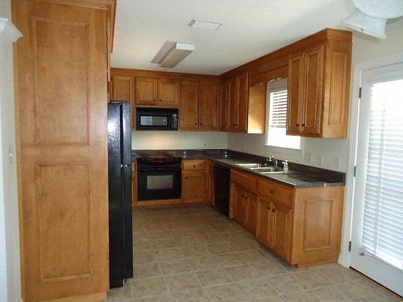 3rd image of 4345 Dockside Dr