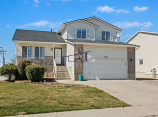 5589 S 3275 W, Roy, UT 84067