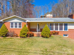 67 Hillcrest St, Sylva, NC 28779