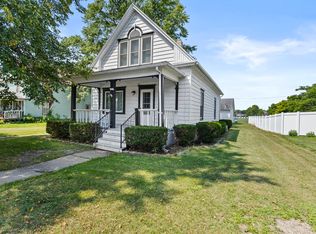 307 N Meadow St, Grant Park, IL 60940