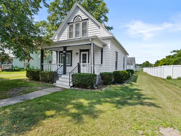 307 N Meadow St, Grant Park, IL 60940