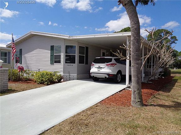 3rd image of 16216 SW Indianwood Cir