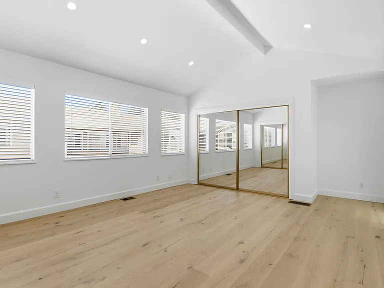 1104 Lautrec Ter — Photo 19