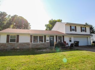909 Thorpe Dr, Sandusky, OH 44870