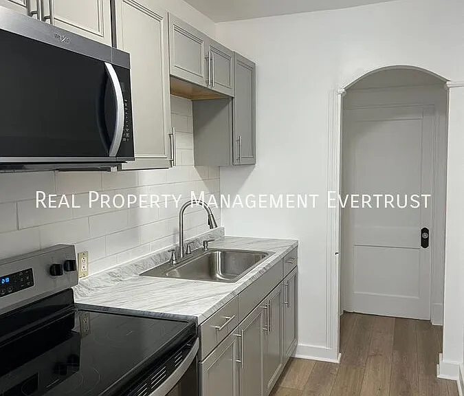 53 Wood St #1 — Photo 1