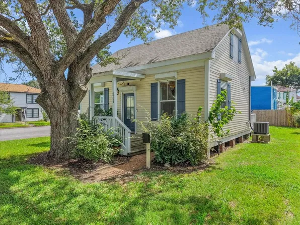 4201 Avenue R, Galveston, TX 77550