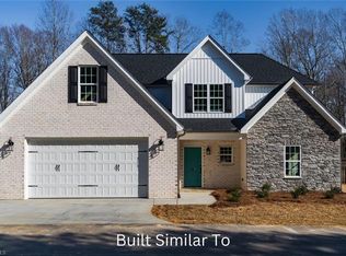 649 Cedar Dr, Winston Salem, NC 27107