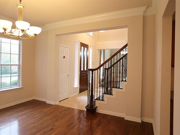 4th image of 2313 Senna Hills Ln